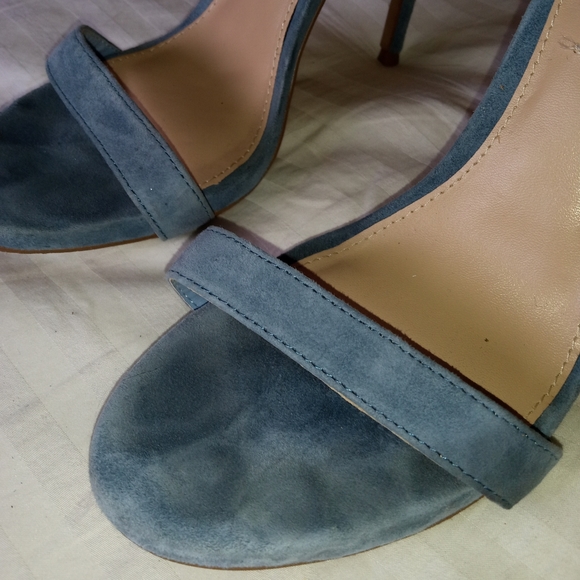 Steve Madden Heels - Picture 2 of 6